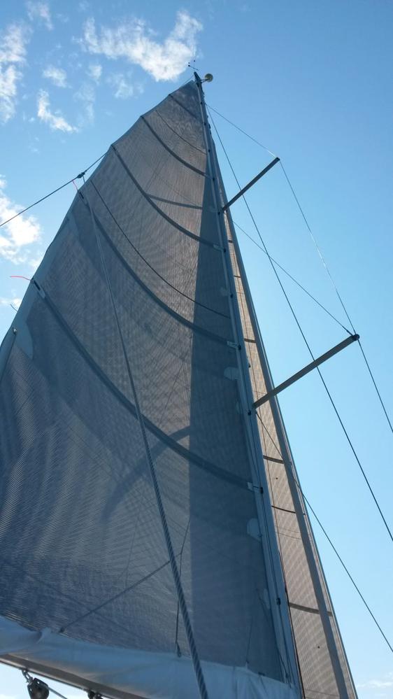 Grand voile occasion OCEANIS 45 DELTA VOILES