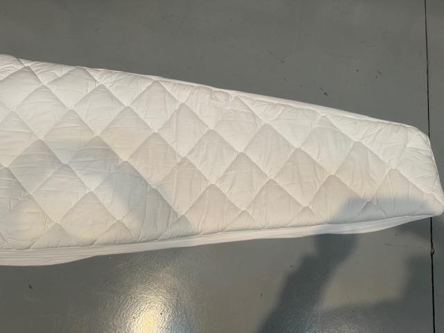 Colchón Topper camarote proa Viscoelastico