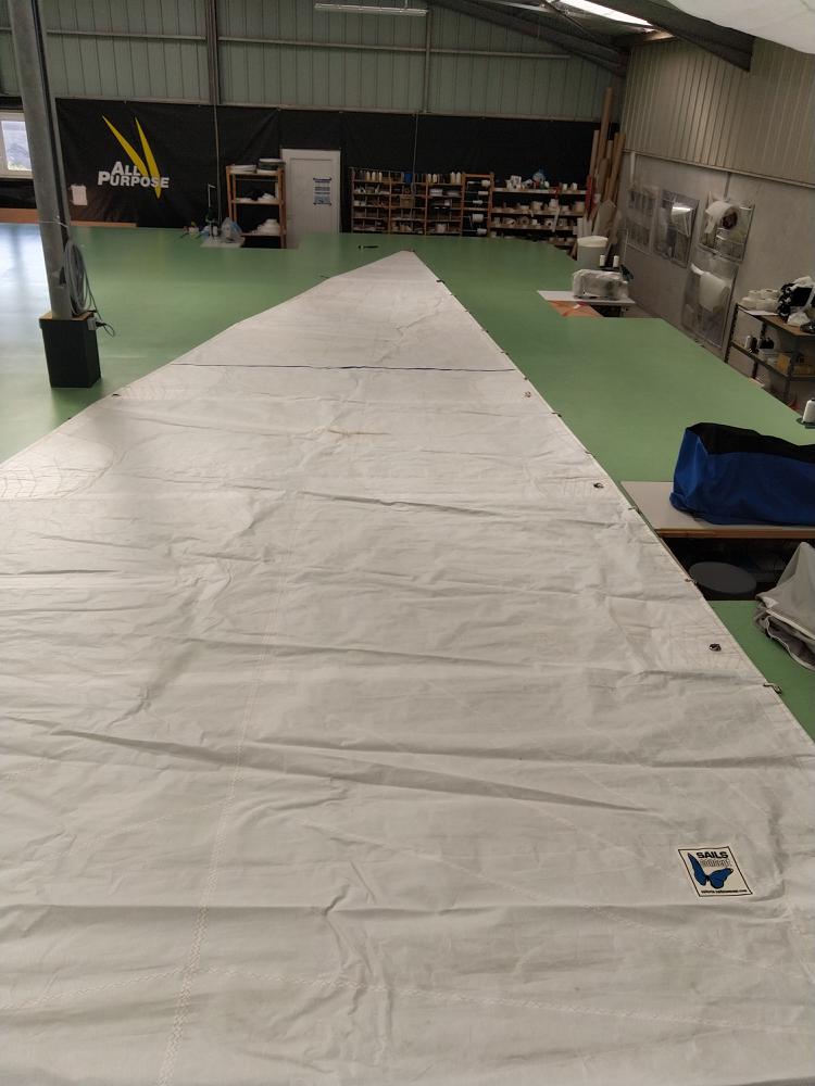 Grand voile semi latté Hydranet, Bongo 9.60; 32m²