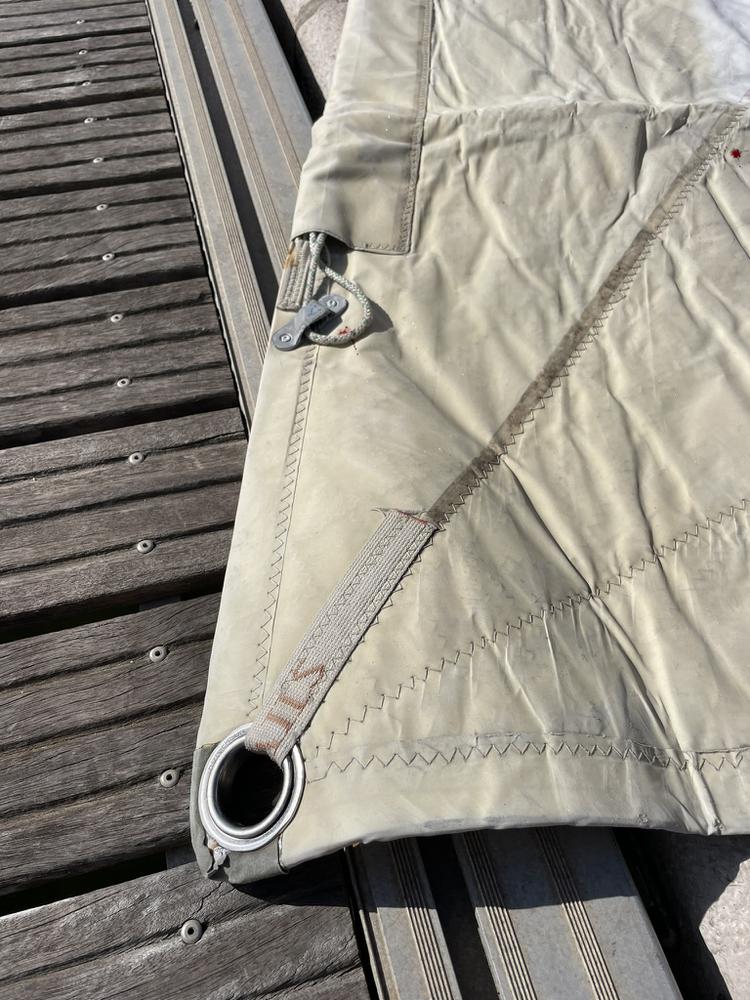 Grand voile génois spi Tb état