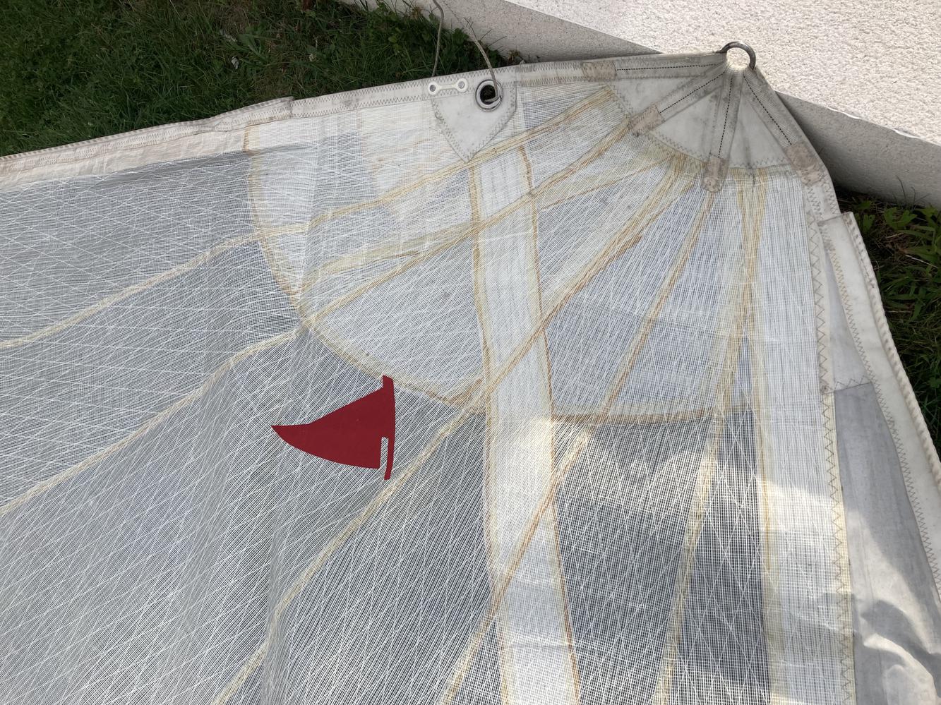 Grand voile Mylar tri radiale