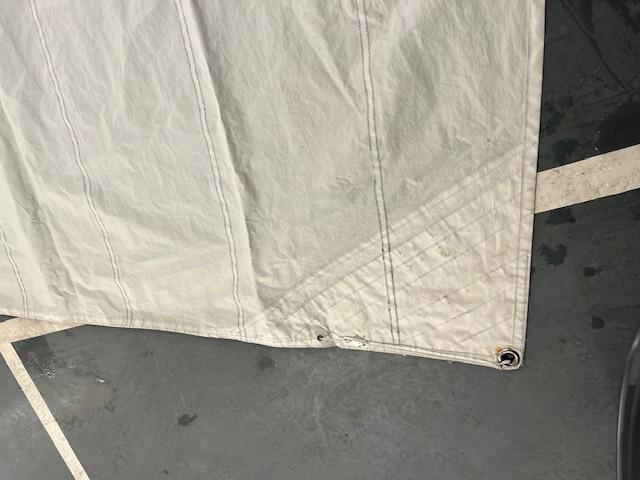 16m2 Dacron jib with hanks