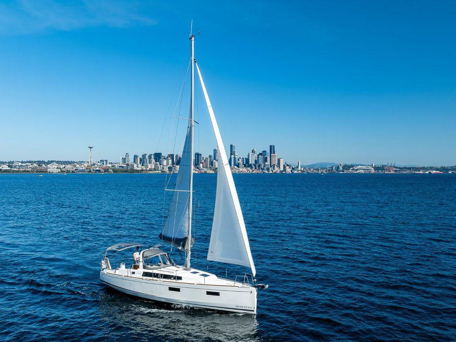 Génois spécial enrouleur Oceanis 38.1