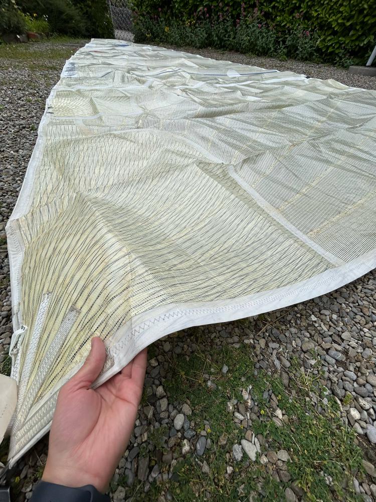 Grand voile Grand surprise