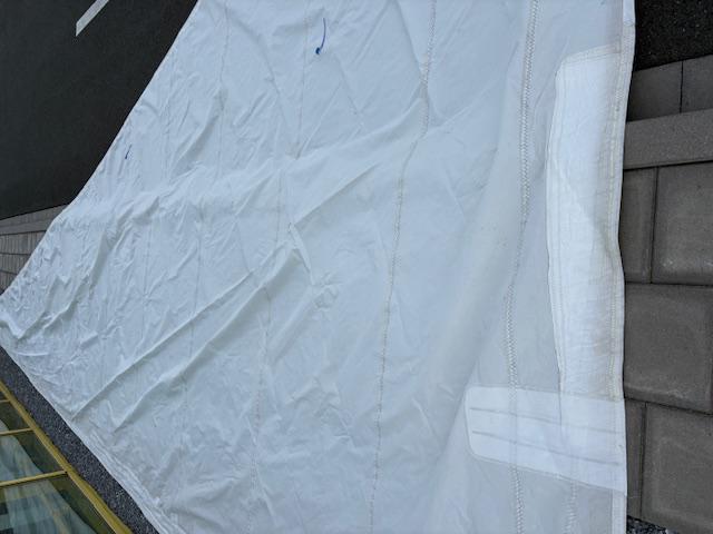 33m2 Genoa with 5mm luff tape