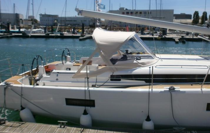 Capote de roof neuve Sun Odyssey 490