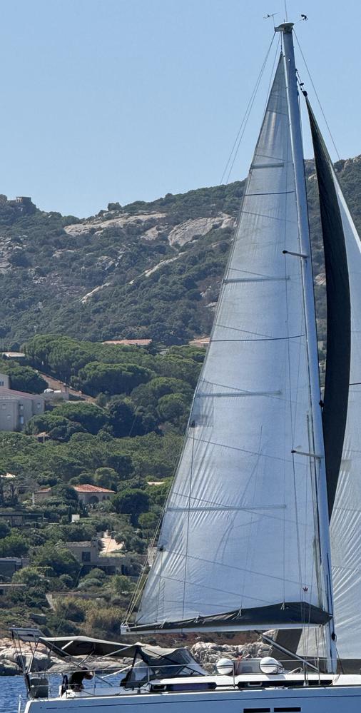 Grand voile DUFOUR 405 GL
