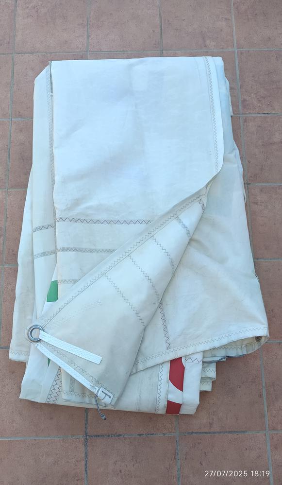 Vela mayor para 25'