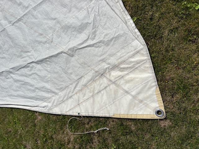 16m2 Dacron Genoa with hanks