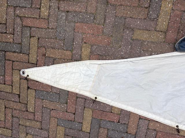 10.5m2 Genoa with hanks