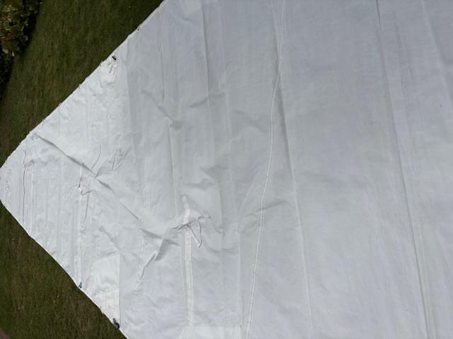 22m2 Mainsail ex Dufour 325