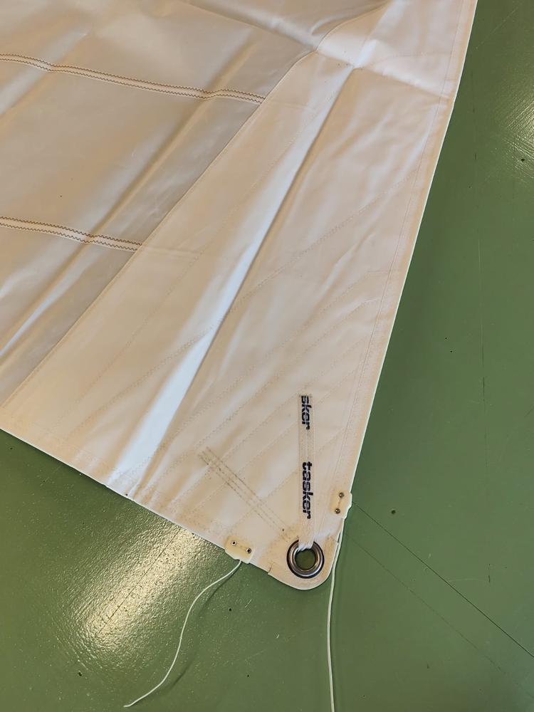 S25100 - Grand Voile sur enrouleur