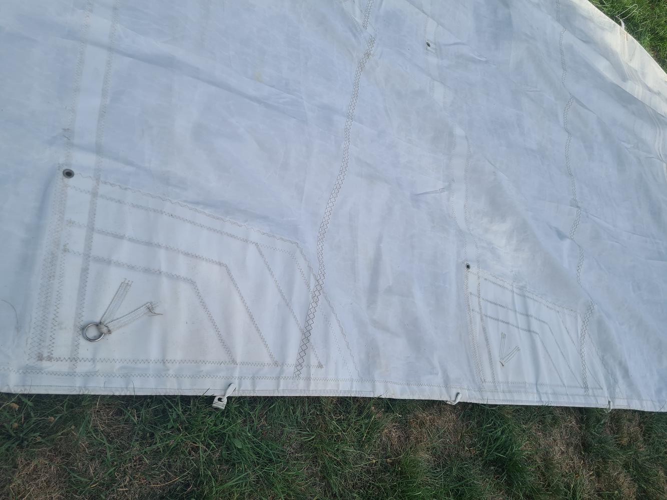 Grand Voile Sun Odyssey 33i