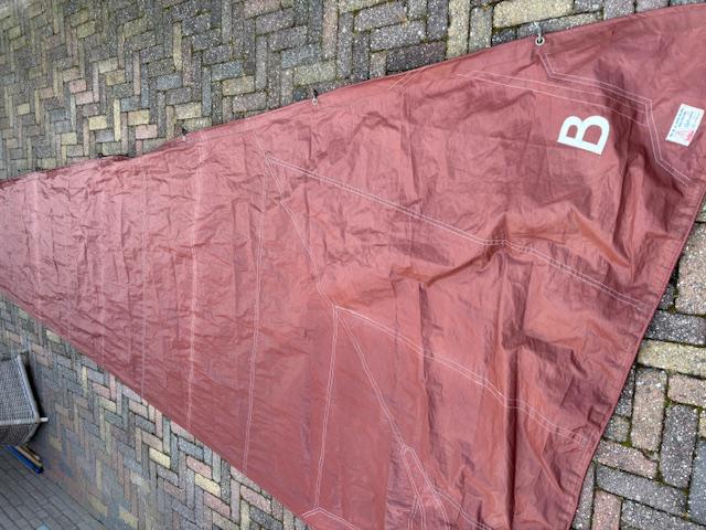 7.5m2 Tanbark Jib with hanks