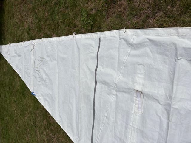 22m2 Mainsail ex Dufour 325