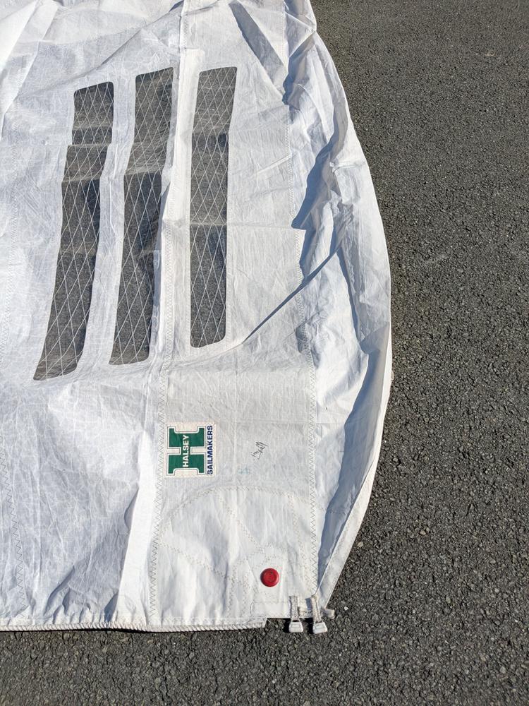 Grand voile Star regate