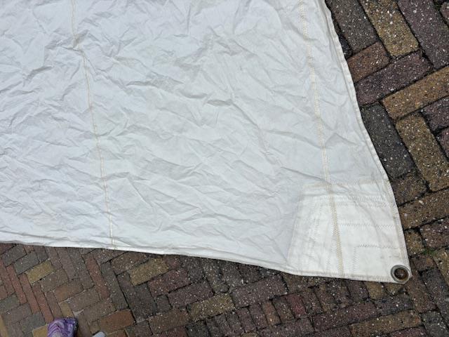 12.5m2 Genoa with hanks