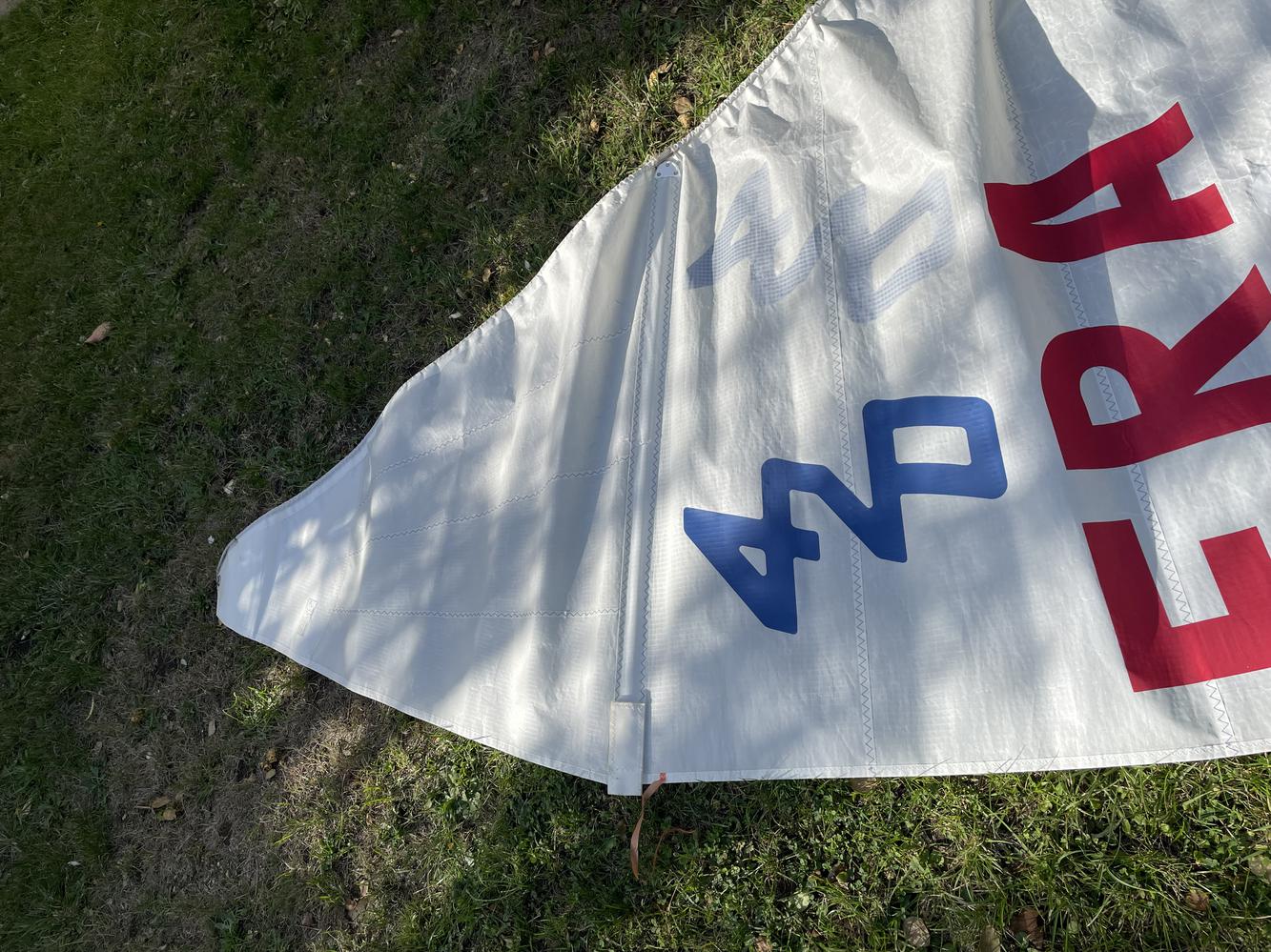 Grande voile de 420 North