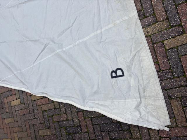 10m2 Genoa with luff tape