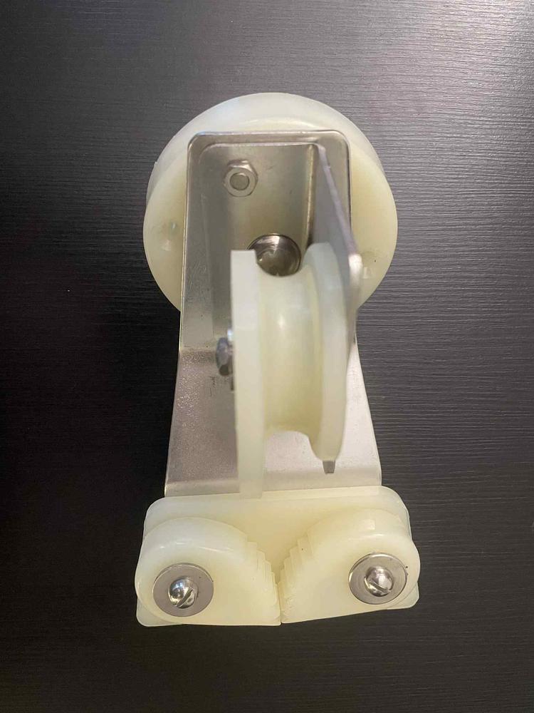 Tourelle avec winch taquet coinceur et guide