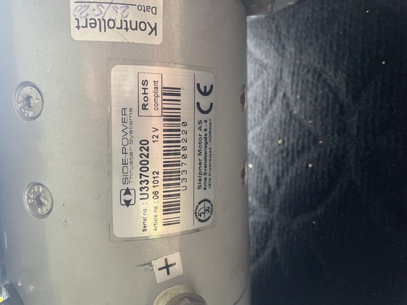 Moteur propulseur d étrave SRV80