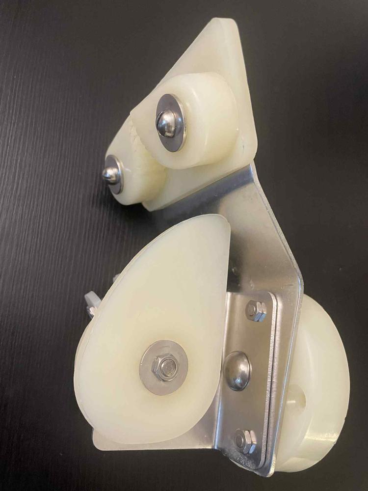 Tourelle avec winch taquet coinceur et guide