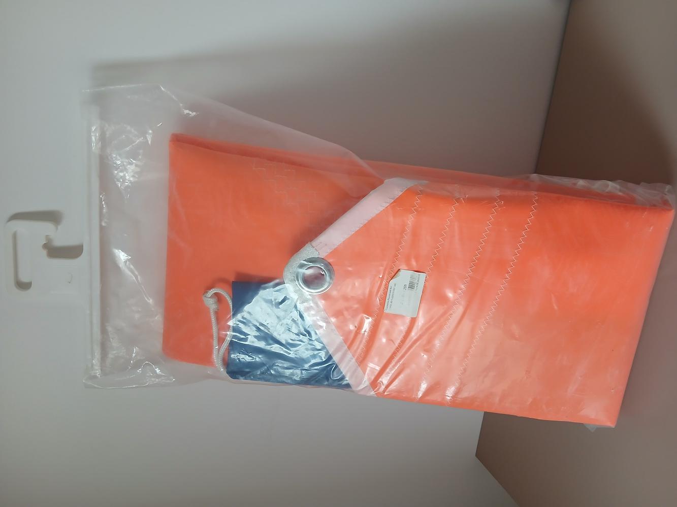 Tourmentin fluorescent 4m² NEUF