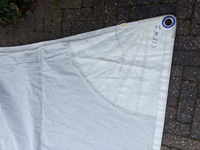 11m2 Genoa