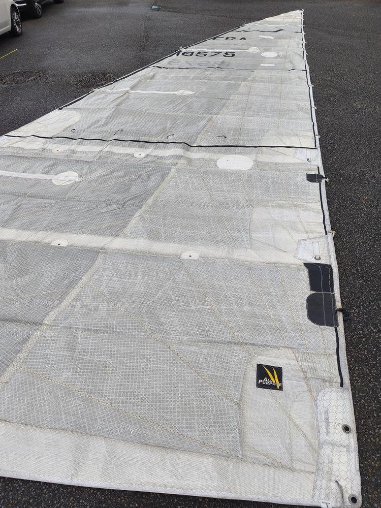 Grand voile régate en kevlar