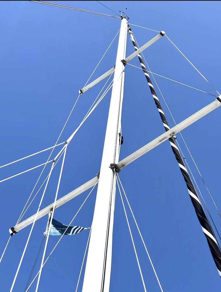 Mat avec gréement 11m20