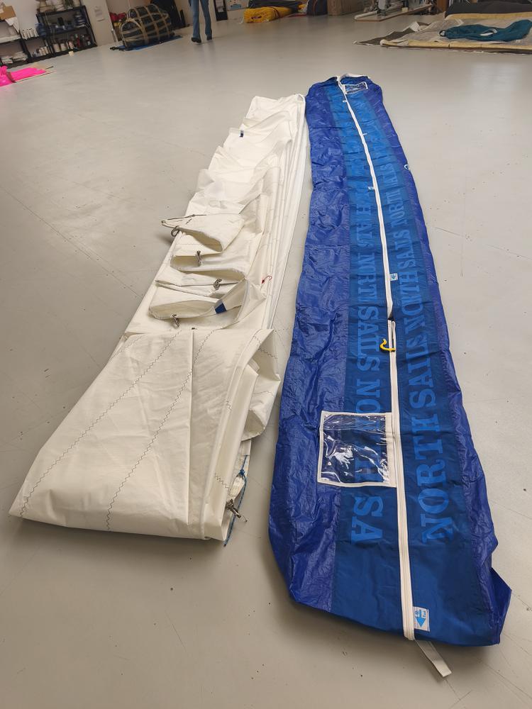 GENOIS LEGER TRI RADIAL (NEUF)