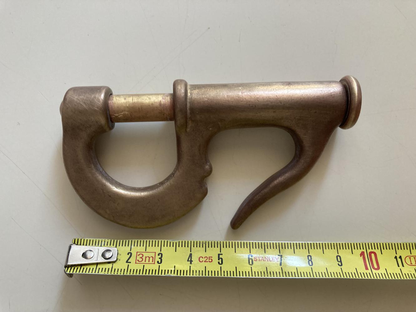 2 mousquetons de foc en bronze