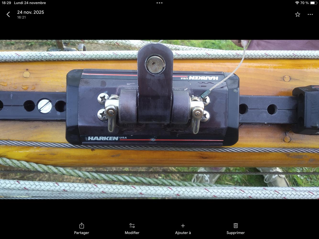 2 chariots de tangon Harken