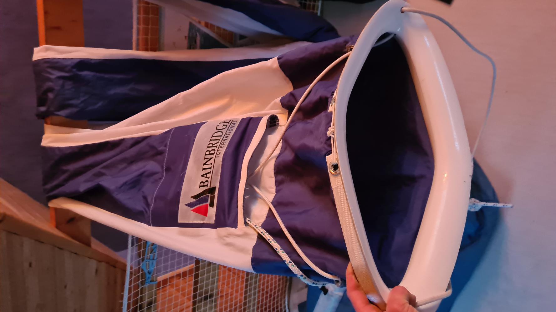 Spi asymetrique 95m2 avec chaussette