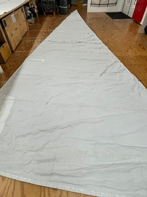 17m2 Jib with short battens