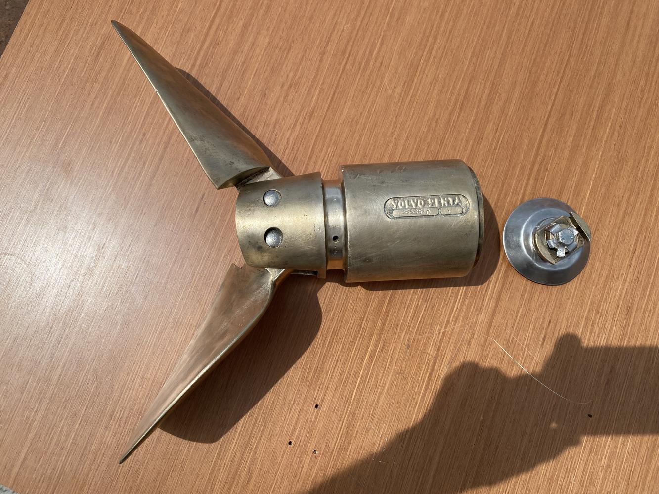 Hélice repliable Volvo