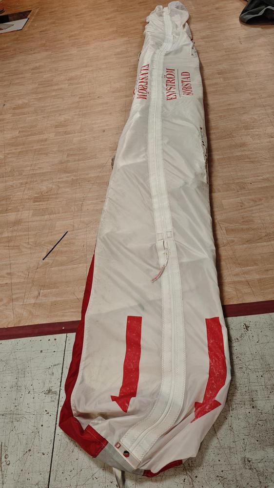 Génois régate membrane polyester First 31.7