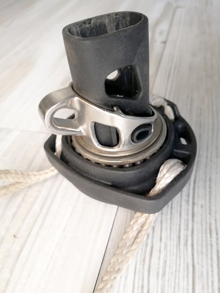 Emerillon Furlex 104 S