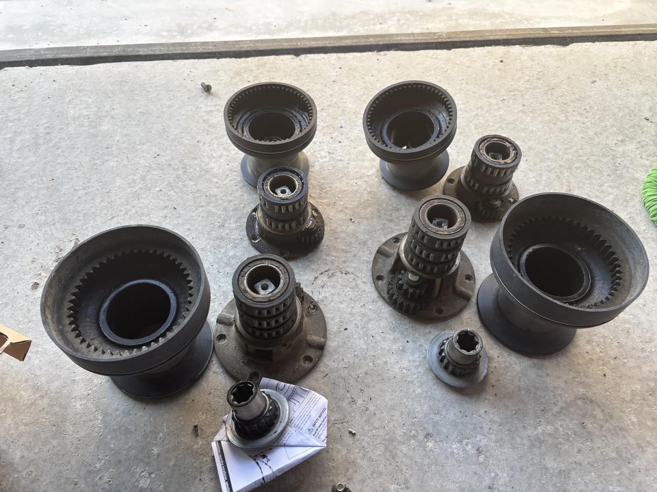 2 winchs Barbarossa taille 40