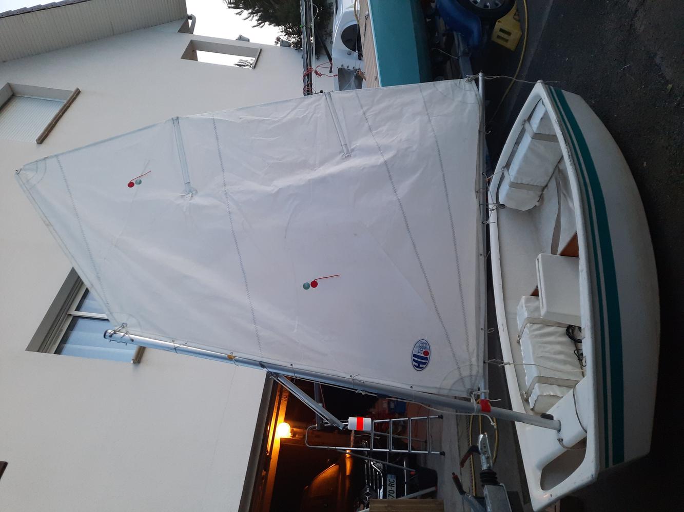 Voile et grément optimist