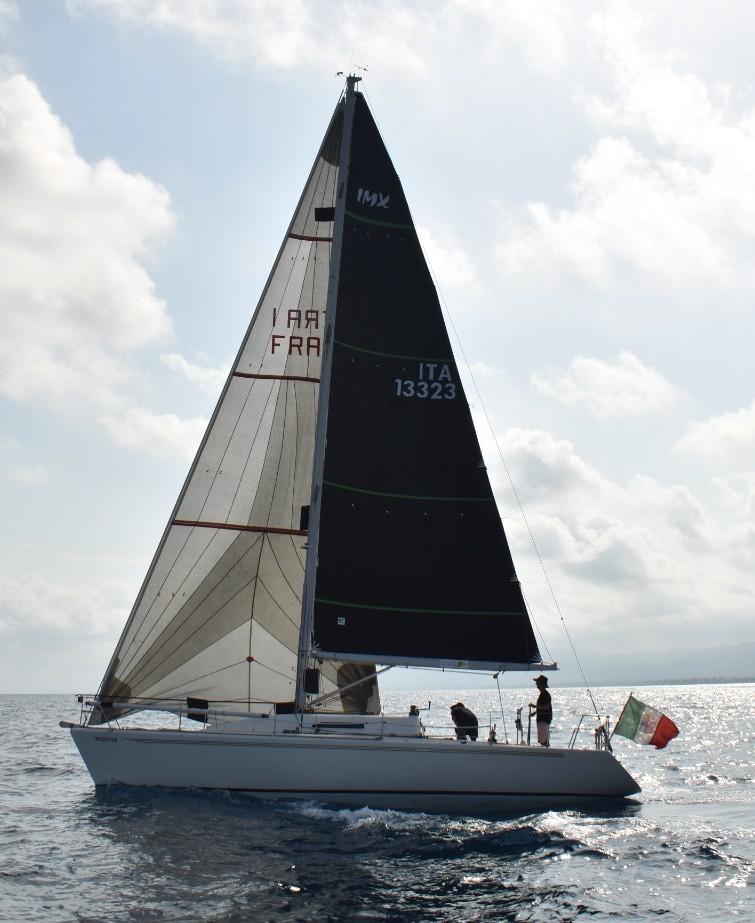 Genova Kevlar/Carbono con buena forma, TRIRADIAL