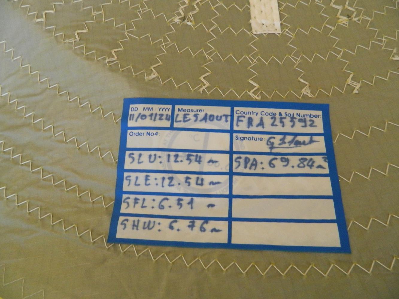 SPI MEDIUM 70 m2 NORTH SAILS NEUF