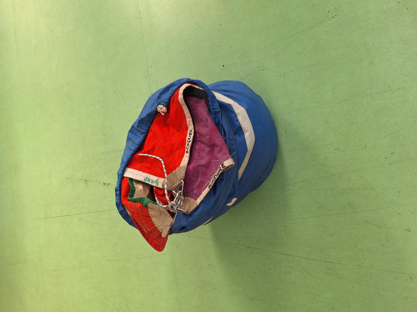 Spi symétrique 83 m²