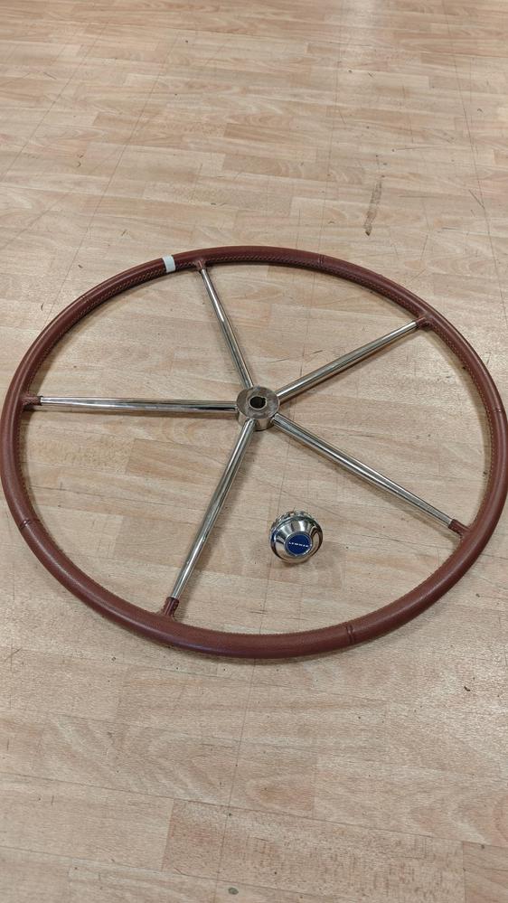 2 Barre à roue Lewmar 83 cm