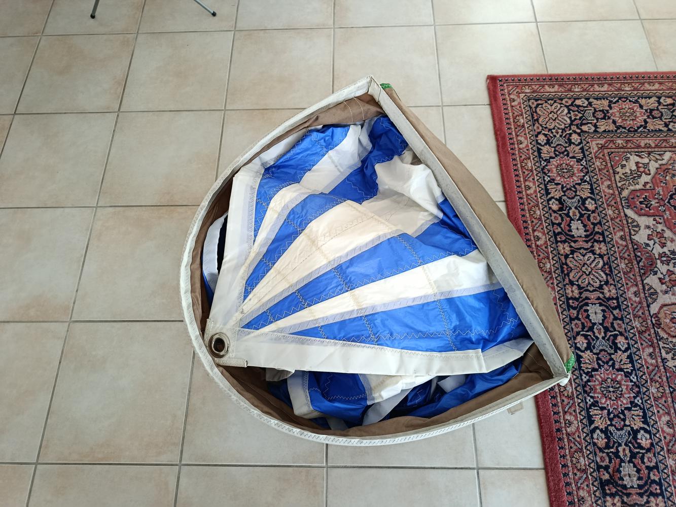 Spi asymétrique pour first 31.7