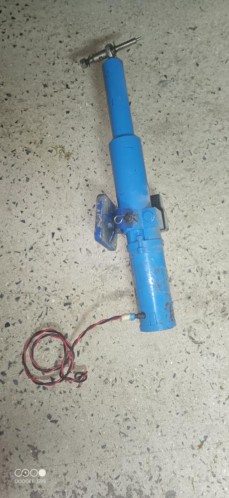 VERIN DE PILOTE AUTO