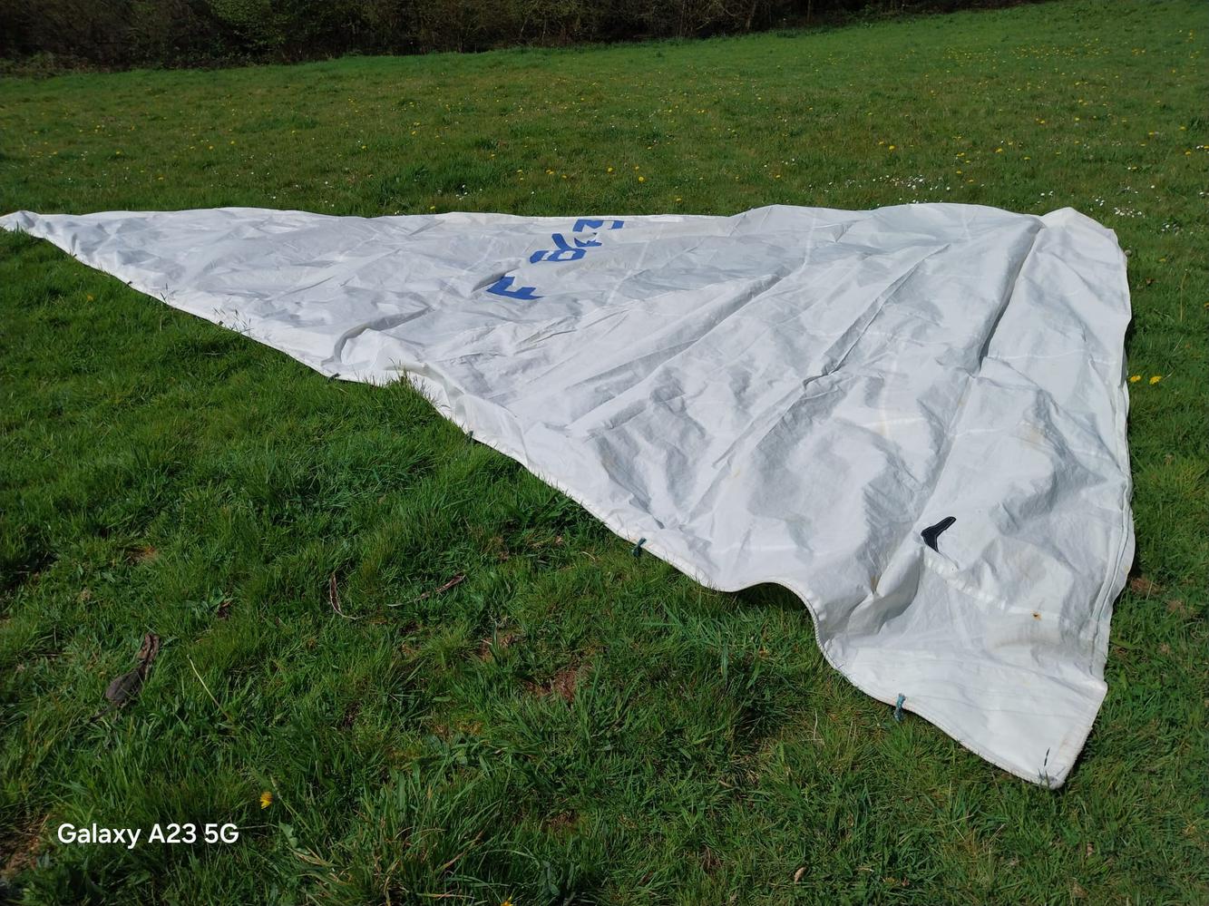 Jeu de 5 voiles pour Sangria (habitable de 7.60 m)