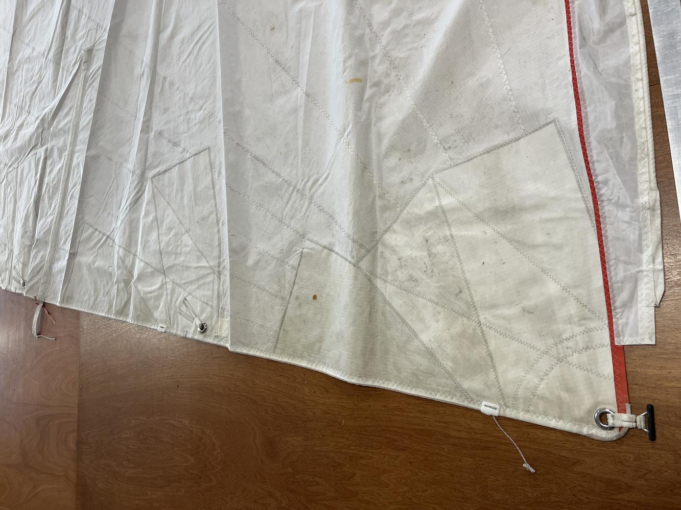 Grande Voile sur coulisseaux