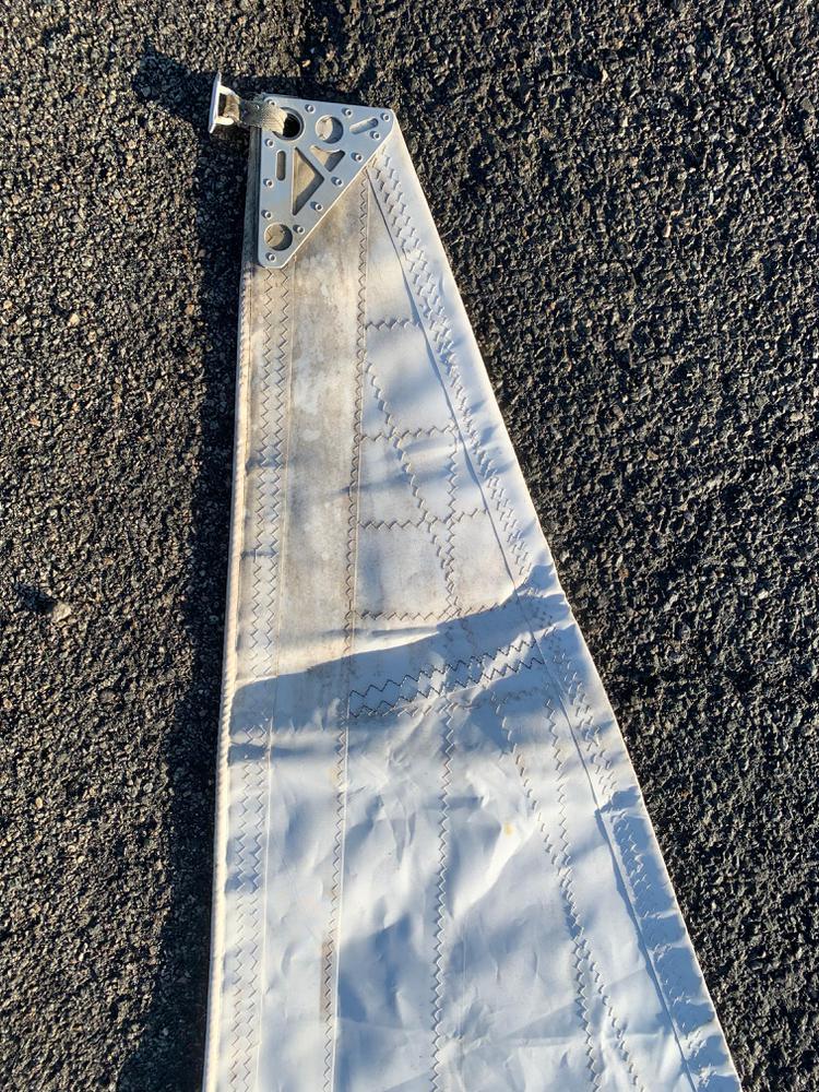 Grand voile full batten