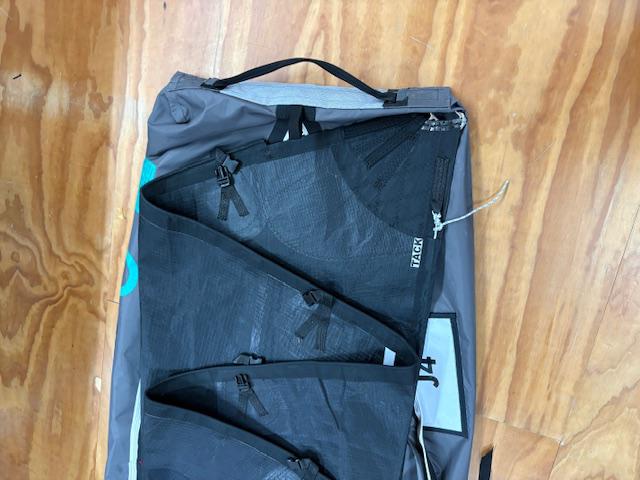 23.5m2 J4 in M6 Aramid/Carbon